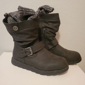 Muk Luks boots